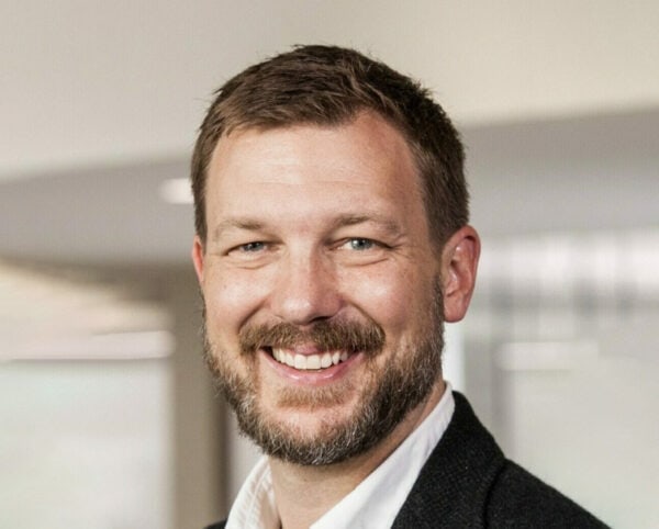 Philip Stelter_headshot