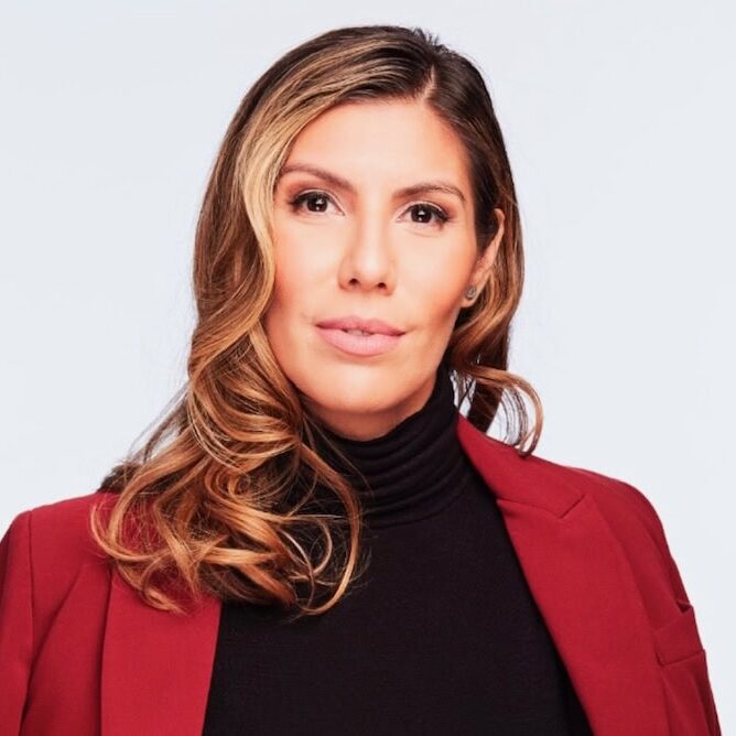 Sylvia Banderas-752x604